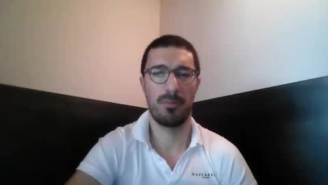 Snapshot of johnparis7575 chatting on 27, 5, 2026 Johnfrench online show from 27, 5, 2026