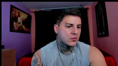 Snapshot of johny_multicum chatting on 26, 11, 2025 Johny online show from 26, 11, 2025