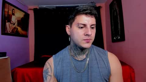 Snapshot of johny_multicum chatting on 3, 12, 2025 Johny online show from 3, 12, 2025