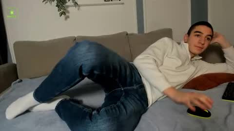 johny_travolta online show from 27, 11, 2025