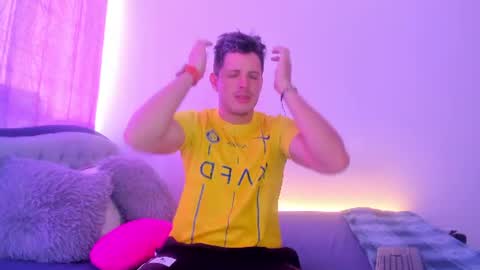 johnycooper08 online show from 16, 7, 2026