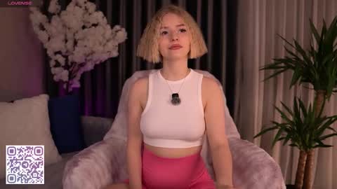 Paula online show from 9, 10, 2025