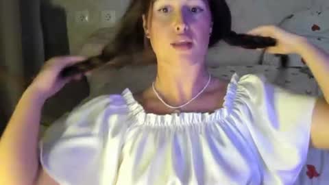 Snapshot of jojoandjena chatting on 10, 6, 2026 Jojo and Jena online show from 10, 6, 2026