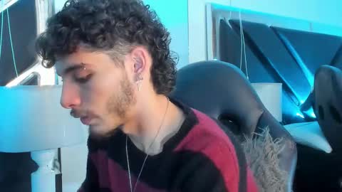 Snapshot of jojobraando chatting on 2, 12, 2025 jojobraando online show from 2, 12, 2025