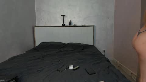 Hello we John and Harli  online show from 20, 11, 2025