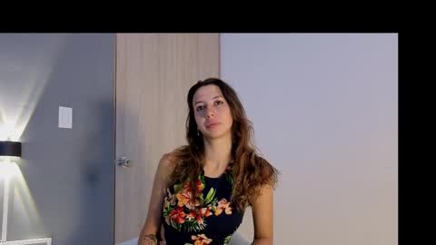 Snapshot of jolie_lov chatting on 24, 9, 2025 jolie_lov online show from 24, 9, 2025