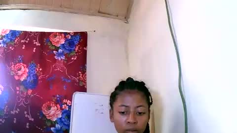 Snapshot of joliekah27 chatting on 24, 1, 2025 joliekah27 online show from 24, 1, 2025