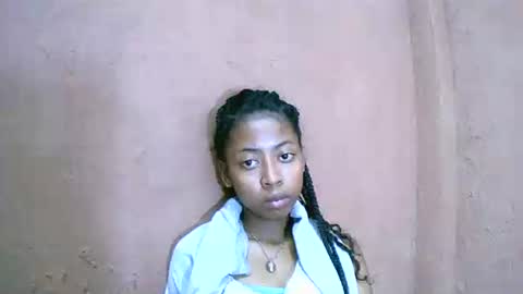 Snapshot of joliekah27 chatting on 1, 2, 2025 joliekah27 online show from 1, 2, 2025