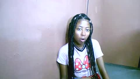 Snapshot of joliekah27 chatting on 26, 2, 2025 joliekah27 online show from 26, 2, 2025