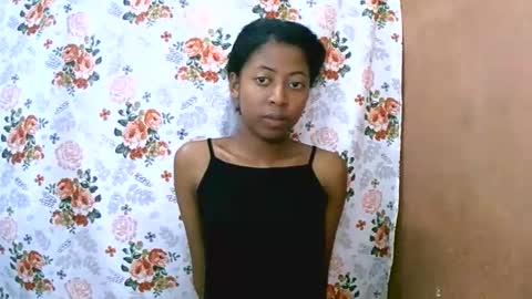 Snapshot of joliekah27 chatting on 10, 3, 2025 joliekah27 online show from 10, 3, 2025