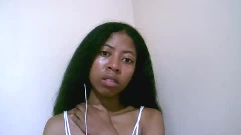 Snapshot of joliekah27 chatting on 5, 5, 2026 joliekah27 online show from 5, 5, 2026