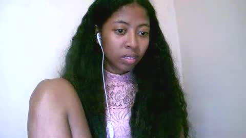 Snapshot of joliekah27 chatting on 10, 5, 2026 joliekah27 online show from 10, 5, 2026