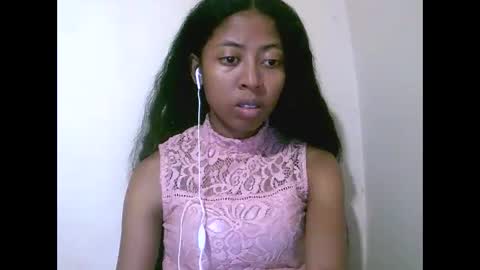 Snapshot of joliekah27 chatting on 10, 5, 2026 joliekah27 online show from 10, 5, 2026