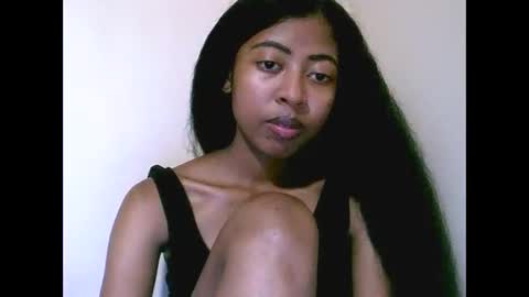 Snapshot of joliekah27 chatting on 14, 5, 2026 joliekah27 online show from 14, 5, 2026