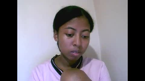 Snapshot of joliekah27 chatting on 17, 5, 2026 joliekah27 online show from 17, 5, 2026