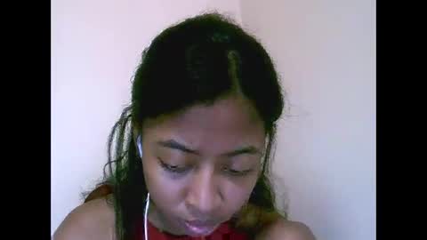 Snapshot of joliekah27 chatting on 18, 5, 2026 joliekah27 online show from 18, 5, 2026