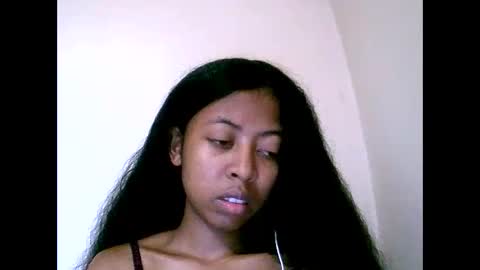 Snapshot of joliekah27 chatting on 21, 5, 2026 joliekah27 online show from 21, 5, 2026