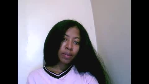 Snapshot of joliekah27 chatting on 24, 5, 2026 joliekah27 online show from 24, 5, 2026