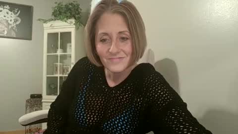 Jolie online show from 10, 11, 2025