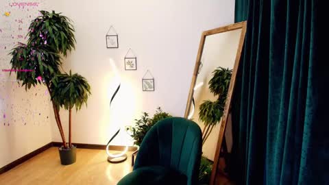 Polly  online show from 27, 2, 2025