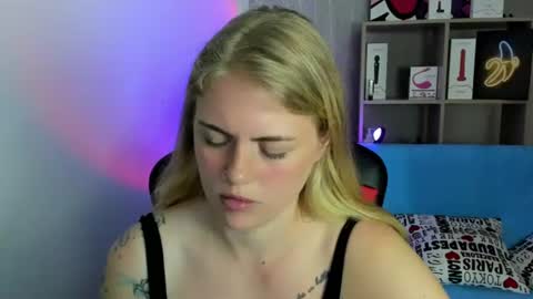 Snapshot of jolly_doll_ chatting on 25, 6, 2026 Jolly online show from 25, 6, 2026