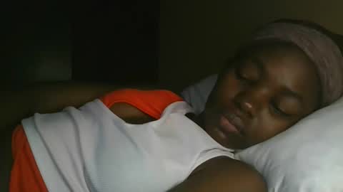 Snapshot of jollynabeb chatting on 14, 11, 2025 jollynabeb online show from 14, 11, 2025