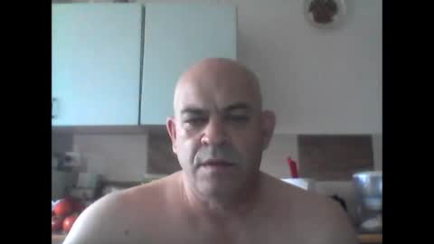 jolmasz30 online show from 2, 4, 2026