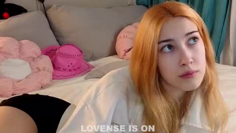 Snapshot of jolyndeb chatting on 1, 2, 2026 Viola online show from 1, 2, 2026