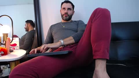 Snapshot of jonas_beard1 chatting on 9, 12, 2024 JONAS BEARD online show from 9, 12, 2024