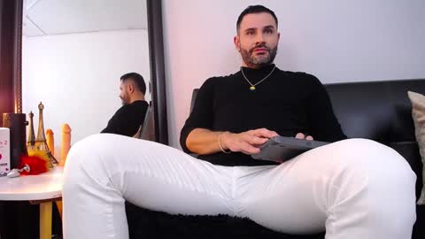 Snapshot of jonas_beard1 chatting on 14, 1, 2025 JONAS BEARD online show from 14, 1, 2025