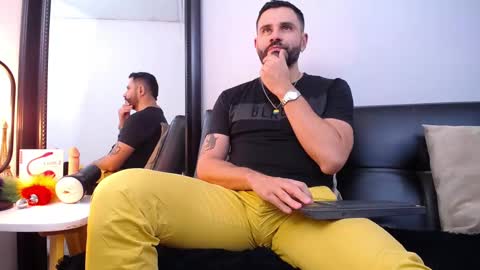 Snapshot of jonas_beard1 chatting on 18, 2, 2025 JONAS BEARD online show from 18, 2, 2025