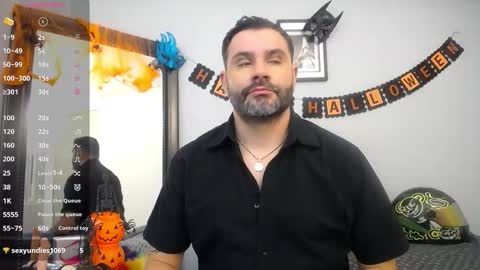 Snapshot of jonas_beard1 chatting on 10, 10, 2025 JONAS BEARD online show from 10, 10, 2025