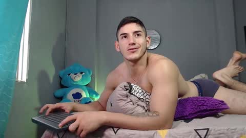 jonathancast08 online show from 23, 2, 2025