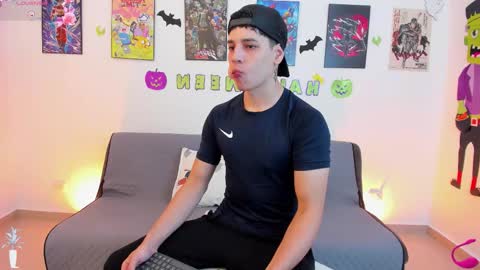 Instagram jonathanfit14 online show from 2, 11, 2025