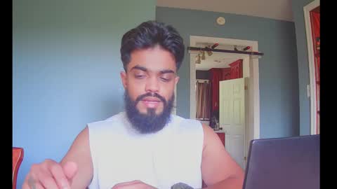 Snapshot of jonathanliyaz1 chatting on 15, 9, 2025 royjon online show from 15, 9, 2025
