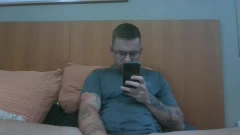 jonoy1995 online show from 2, 12, 2024