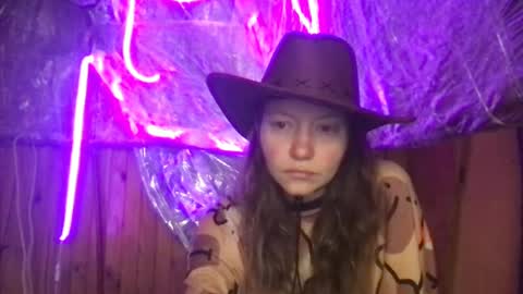 Snapshot of jony_marta chatting on 1, 10, 2025 Jony Marta GMT 2000-0100 every day online show from 1, 10, 2025