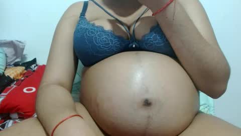 Snapshot of jose_ruiz1 chatting on 12, 2, 2025 jose y carolina online show from 12, 2, 2025