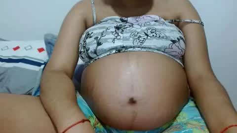 Snapshot of jose_ruiz1 chatting on 25, 2, 2025 jose y carolina online show from 25, 2, 2025