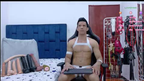 jose_rumbero91 online show from 18, 2, 2026