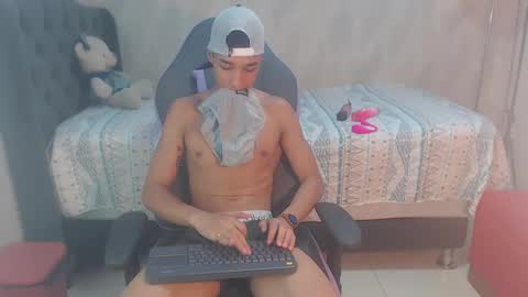 jose_sexycumm online show from 23, 1, 2025
