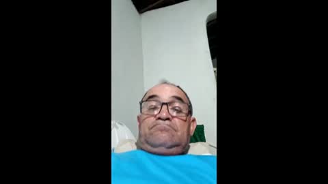 Snapshot of joselindo73 chatting on 8, 5, 2026 Vamos goza juntos online show from 8, 5, 2026