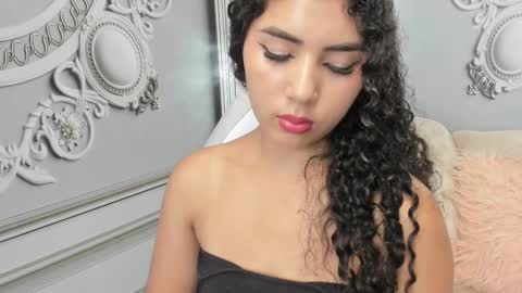 Snapshot of joselyn_sexy_ chatting on 31, 12, 2024 Katalina online show from 31, 12, 2024