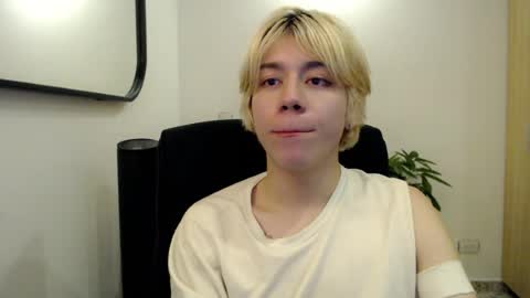 Snapshot of joseon_cute chatting on 15, 7, 2026 joseon_cute online show from 15, 7, 2026