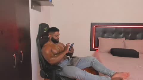 Snapshot of joseph_palacios chatting on 12, 9, 2025 joseph palacios online show from 12, 9, 2025