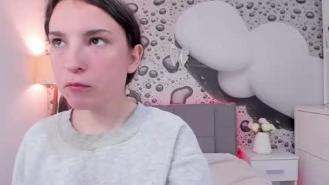 Josephine online show from 17, 4, 2026