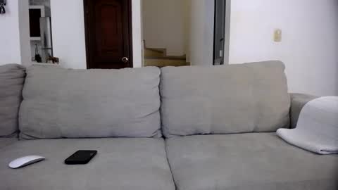 josezaens_ online show from 11, 9, 2025