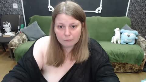 Snapshot of josiesun771 chatting on 19, 6, 2026 josiesun771 online show from 19, 6, 2026