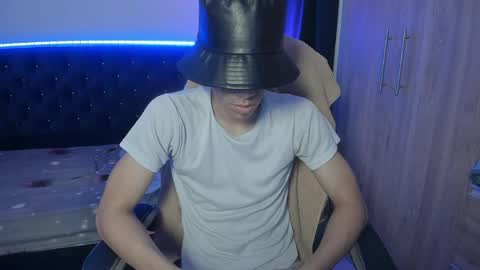 josy online show from 12, 4, 2026