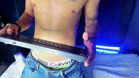 Snapshot of jota_smith chatting on 23, 1, 2025 Jota Smith online show from 23, 1, 2025